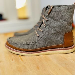 Toms Searcher Boots 10.5